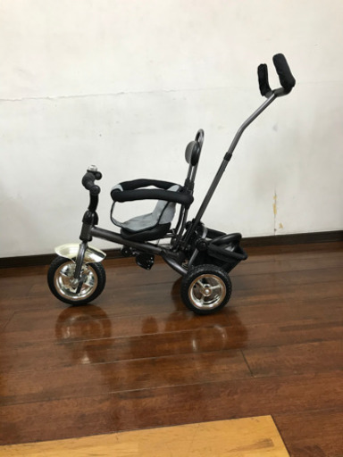 三輪車　（黒色）