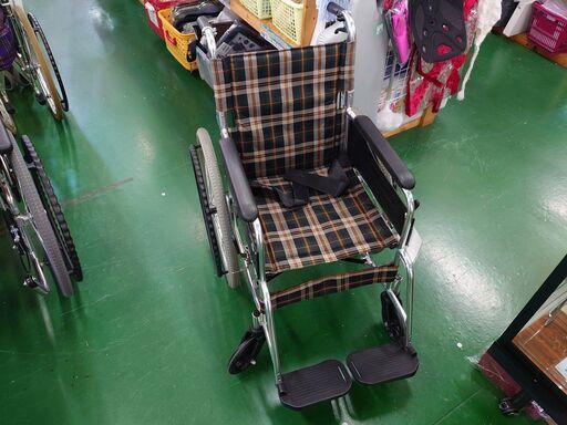 【店舗同時販売中】マキテック　自走介助兼用車イス【店頭ご来店購入限定】
