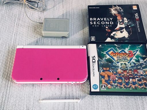 Newニンテンドー3DS LL ピンク×ホワイト本体 ソフトセット
