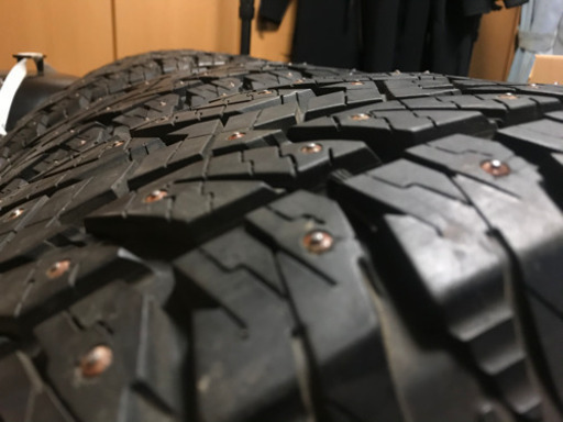 275-65-17 ピンタイヤ スパイクタイヤ 17インチ