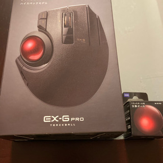 ELECOM トラックボールマウス　M-XPT1MRBK  BLUETOOTH有 USB有無種類: USB2.0 color: BLACK コードタイプ: ワイヤレス スクロールタイプ: 4−WAY ホイール有 マウスタイプ: TRACKBALL   ※ 予備のトラックボールも付けます。 ELECOM トラックボールマウス M-XPT1MRBK BLUETOOTH有 USB有無種類