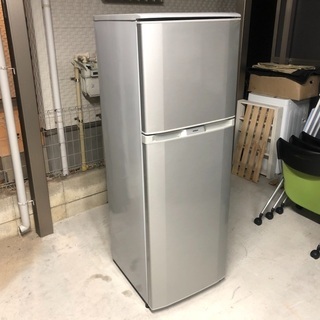 2010年製 日立ノンフロン冷凍冷蔵庫「R-23YA」230L
