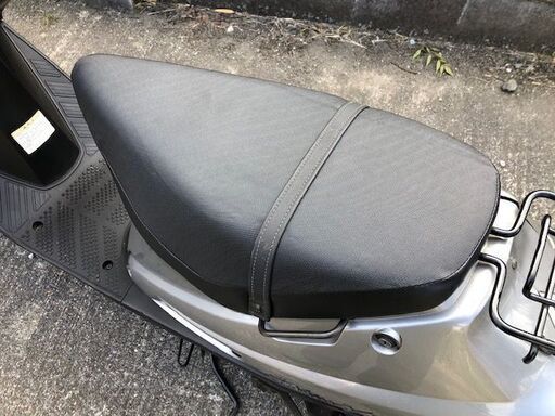 軽量コンパクト 二人乗りOK 2サイクル 希少規制前で速いアドレスV100