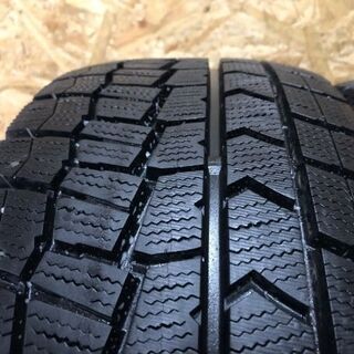DUNLOP WINTER MAXX WM02 215/60R16 16インチ スタッドレス 4本 2016～17年製 バリ溝 マークX ティアナ等　(MTD45) クレジットカード QR決済可能