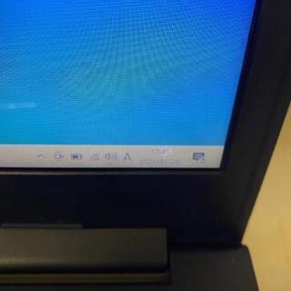 Dellノートパソコン i5 6GB グラフィックAMD R7M260