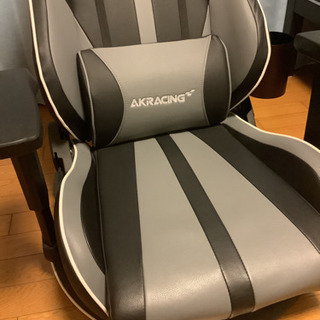 AKRacing 極坐 V2 