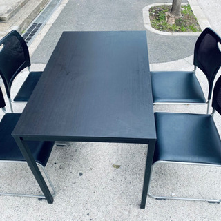 黒色　ダイニングテーブル　椅子4個付き