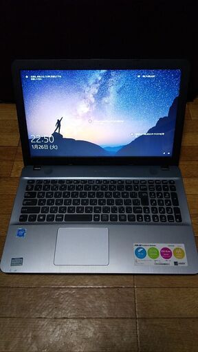 2018年モデルASUS　メモリ　4G　新品SSD240G　 Wifi対応　USB3.0　薄型スリム軽量モデル　大画面光沢15.6インチ　軽量USBTypeC WEBカメラ　最新Windows10搭載　代引き可能