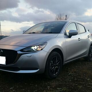 お車出張サービス！！MAZDA２限定（赤、シルバー）準備ができま...