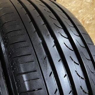 YOKOHAMA BluEarth RV-02 215/45R18 18インチ 夏タイヤ 2本 2019年製 バリ溝 エクシーガ ノア ヴォクシー等　(MTG64) クレジットカード QR決済可能