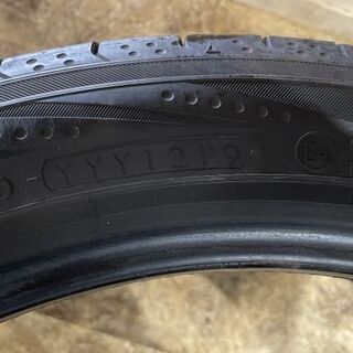 YOKOHAMA BluEarth RV-02 215/45R18 18インチ 夏タイヤ 2本 2019年製 バリ溝 エクシーガ ノア ヴォクシー等　(MTG64) クレジットカード QR決済可能