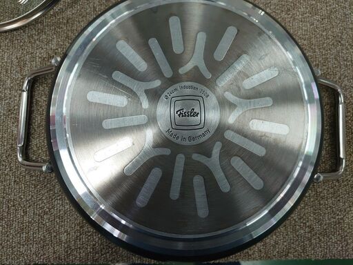 フィスラー(Fissler) 両手鍋 24㎝ ガラス蓋付き【愛品倶楽部柏店】