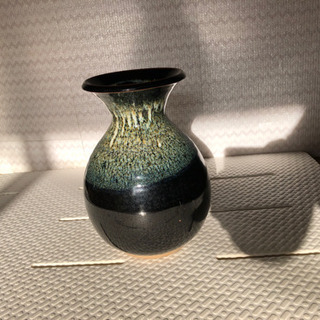 黒の花瓶