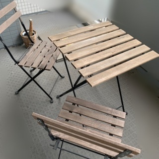 ガーデンテーブル　椅子セット