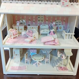 木製可愛い豪華家具人形付きドールハウスピンクと白い家 ジュリア 松戸のその他の中古あげます 譲ります ジモティーで不用品の処分