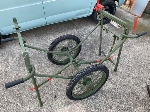 【再度お値下げしました／現金手渡しも可】米軍放出品／担架用台車／折りたたみ式／タイヤ付台車