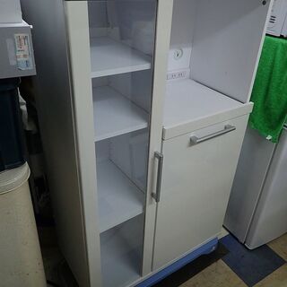 札幌 白っぽい ハーフサイズ 食器棚 サイズ約 縦118.5cm...