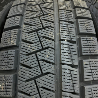 　スタッドレスタイヤ　195/65R15 5穴　(ガレージ内保管) 10km圏内無料配送