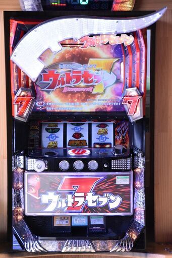 【入手困難】★パチスロウルトラセブンKC★オッケー★ ウルトラシリーズ★動作良好★美品★実機★パチスロ★スロット★