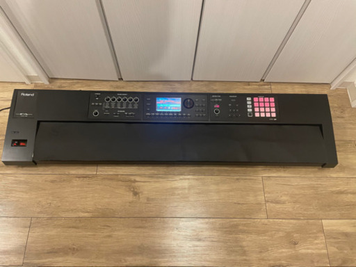 Roland FA-08 カバー、サスティーン付 88鍵ピアノタッチ