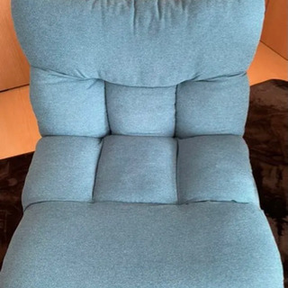 【ネット決済】青色が綺麗なリクライニング付き座椅子！座椅子なのに...