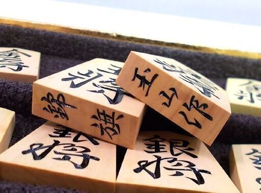 脚付 将棋盤 厚み18cm 36.5×33cm 松寿 駒台付 駒 錦旗 玉山作 天童特産