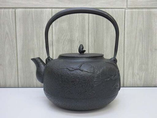 ss2000　鉄瓶　鉄器　急須　2L　鉄製　やかん　薬缶　鉄鋳物　茶道具　湯沸　鋳鉄　工芸品　和風
