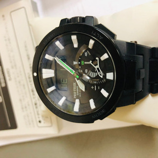 カシオ　腕時計　prw-7000fc-1jf