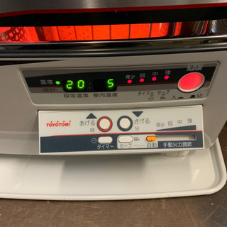 ストーブ 204☆ トヨトミ 煙突式石油ストーブ 2018年製 動作良好 煙突 