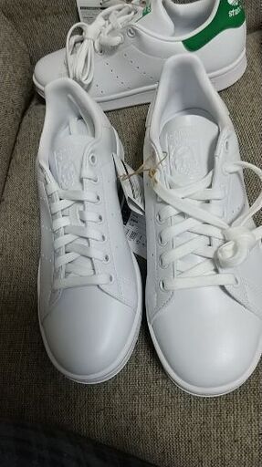 決まりました新品未使用スタンスミス白\u0026グリーン二足です！