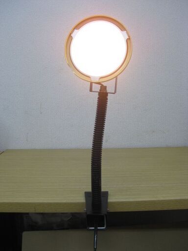 National ナショナル クリップ式 白熱灯照明器具 Sb502w 電気スタンド とも 鴻池新田の生活家電 その他 の中古あげます 譲ります ジモティーで不用品の処分