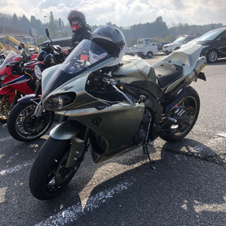YAMAHA YZF-R1 逆輸入車