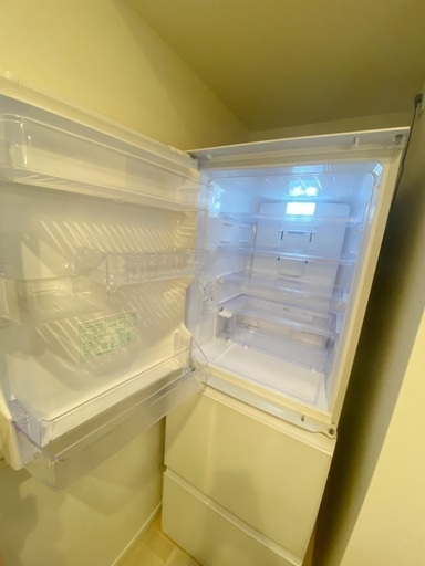 お譲り先決定しました。SHARP 自動製氷付き冷蔵庫