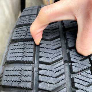 スタッドレスタイヤ　ブリザック　VRX2 15インチ