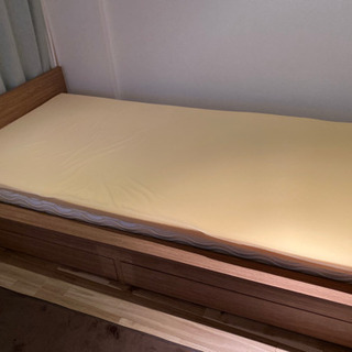 【急募】LOWYA 収納付きシングルベッド　