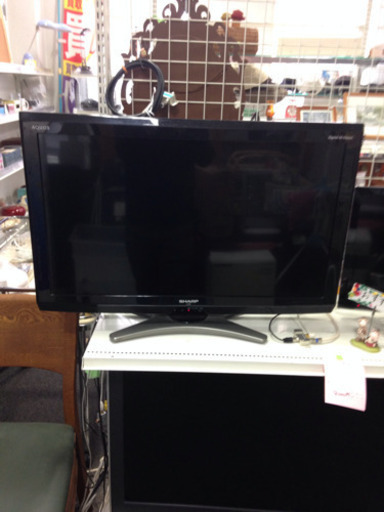 2010年製 SHARP 32型 液晶テレビ LC-32E7 リモコン付き