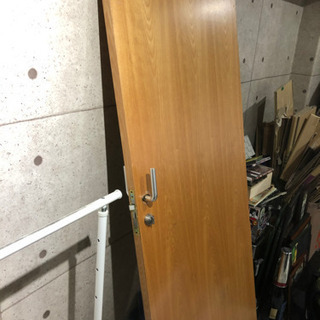 木製のドア