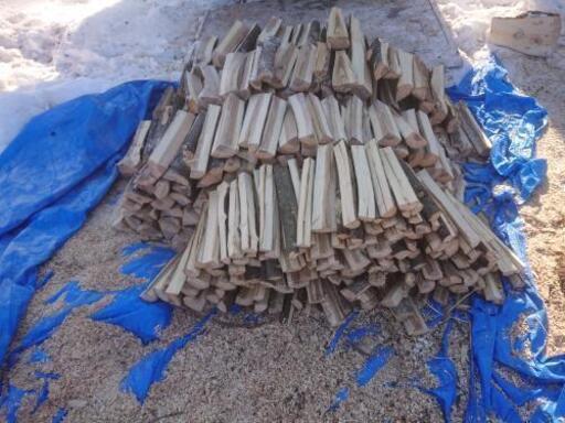 未乾燥薪 薪 約1125kg イタヤ ヤチダモ