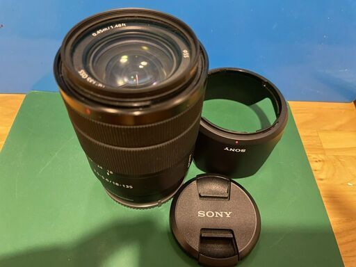 【値下げ】SONY (ソニー) E 18-135mm F3.5-5.6 OSS SEL18135　一眼レフ　カメラ　レンズ