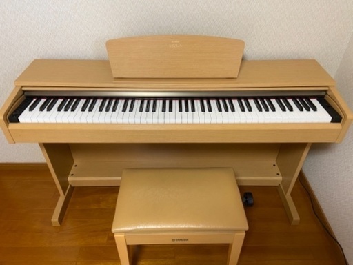 【お取引き決定しました】値引きしました　ヤマハ　電子ピアノ　YDP 161
