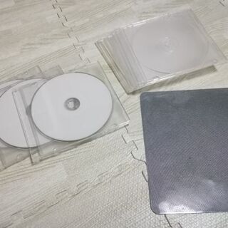 ★無料★【CD-R×3枚・空のCDケース×6枚・マウスパッド×1枚】