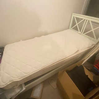 【ネット決済】無垢な雰囲気のシングルベッド