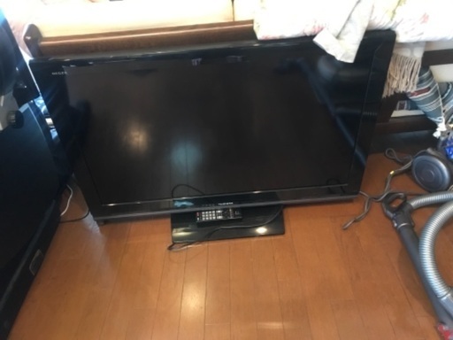 TOSHIBA   REGZA   ４０インチ　傷無し