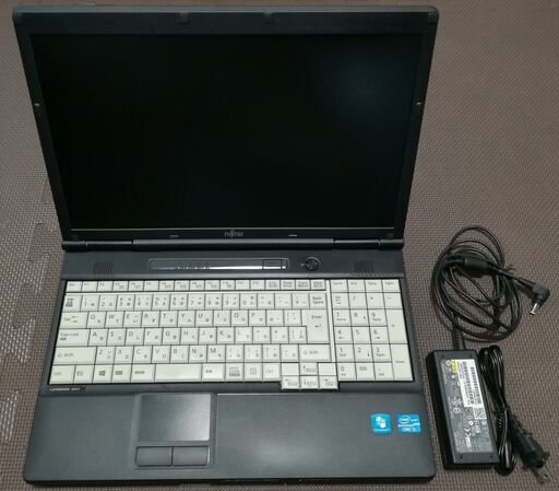値下げしました！富士通ノートLIFEBOOK A572/F(CPU⇒Core i3-3110M 2.40GHz、メモリー4GB、新品SSD120GB、書込み型DVDドライブ)はいかがでしょうか？