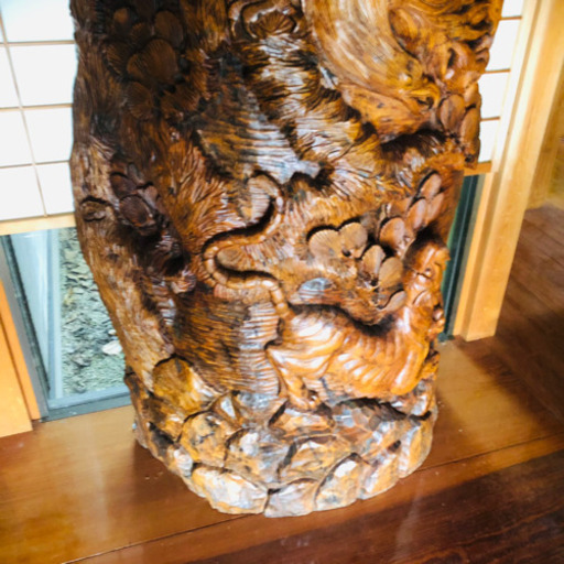 木彫り　彫刻の置物
