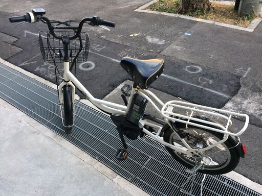 地域限定送料無料 ブリヂストン ジョシスワゴン 新基準 6AH 小径車 白 