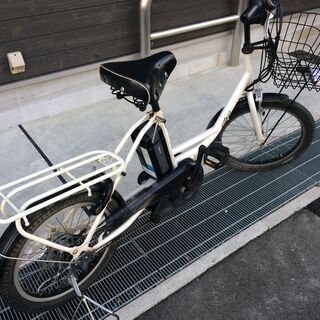 地域限定送料無料 ブリヂストン ジョシスワゴン 新基準 6AH 小径車 白 