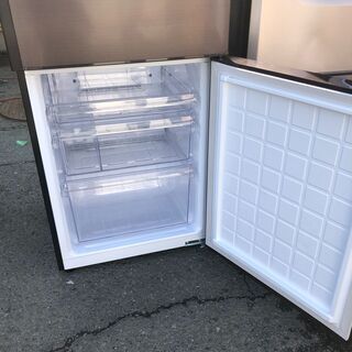 SHARP / シャープ 271L 冷蔵庫 2015年 SJ-PD27A