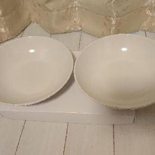 シンプルな白い皿２枚セット直径 ２１センチ