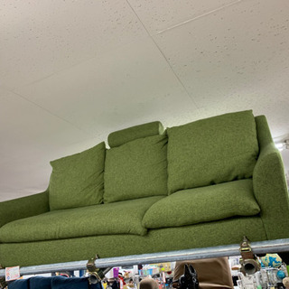 グリーンソファ